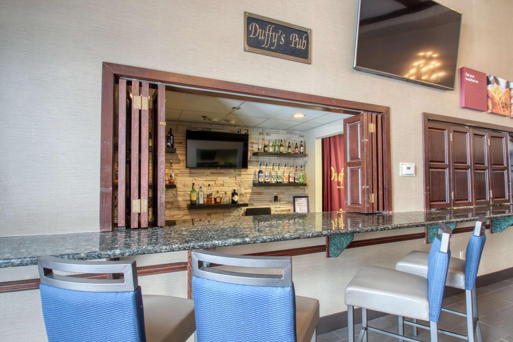 Comfort Hotel 3*