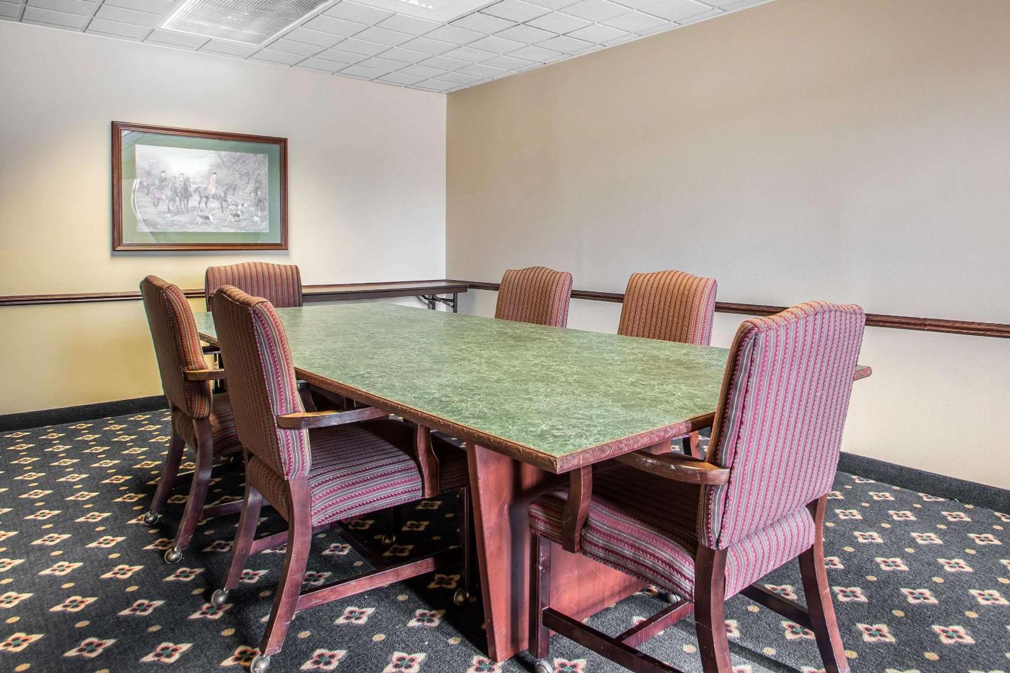 Hotel Comfort Madison